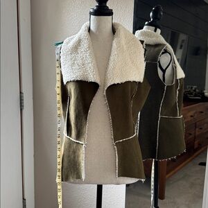 B sharp-Olive Green and Cream Shearling Vest Medium